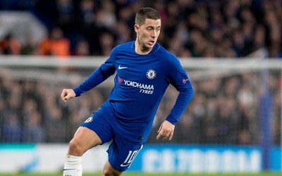 熊猫体育动态-三笘薰让英超左后卫评选变难