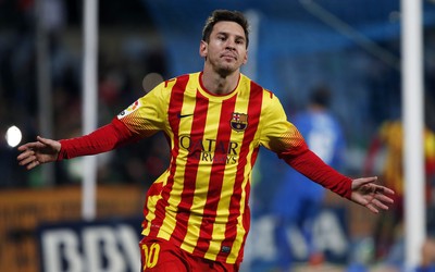 熊猫体育精华-佐默扑救成功率稳居第一